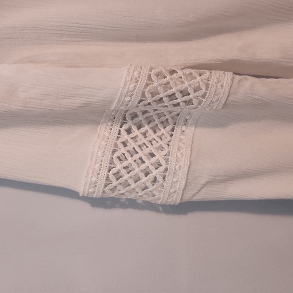 White peasant blouse - Picture 2 of 6